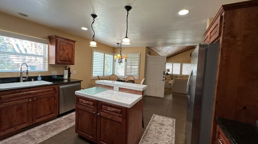 200 E Rainbow Blvd - Big Bear - California - 3 bed, 2.5 bath rental property
