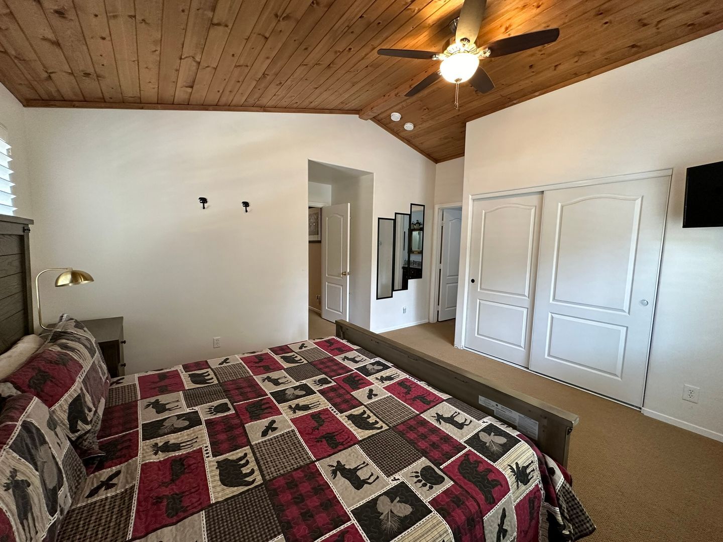 200 E Rainbow Blvd - Big Bear - California - 3 bed, 2.5 bath rental property