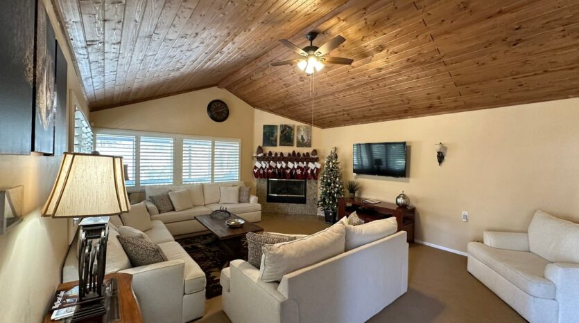 200 E Rainbow Blvd - Big Bear - California - 3 bed, 2.5 bath rental property