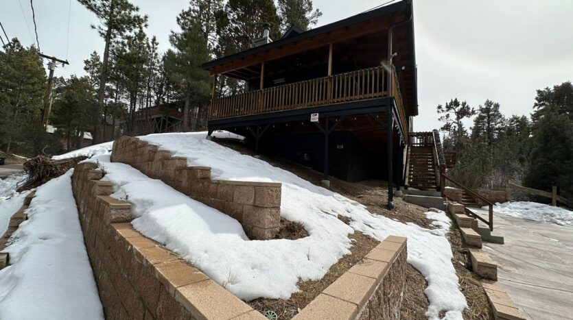 200 E Rainbow Blvd - Big Bear - California - 3 bed, 2.5 bath rental property