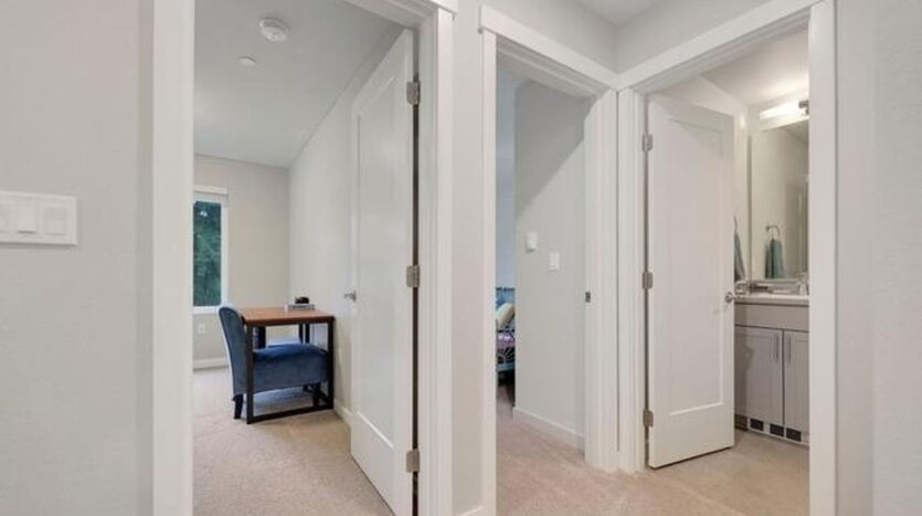 2002 101st Ave SE #6 - Lake Stevens - Washington - 3 bed, 2.5 bath rental property