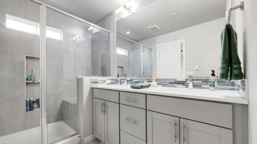 2002 101st Ave SE #6 - Lake Stevens - Washington - 3 bed, 2.5 bath rental property
