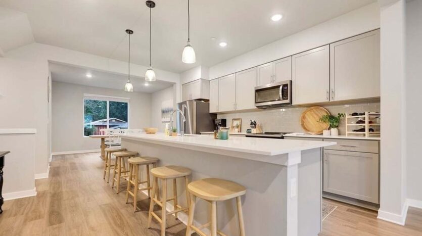 2002 101st Ave SE #6 - Lake Stevens - Washington - 3 bed, 2.5 bath rental property
