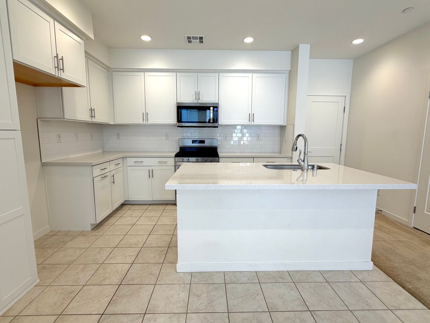 201 Red Brick Drive, #2 - Simi Valley - California - 3 bed, 2.5 bath rental property