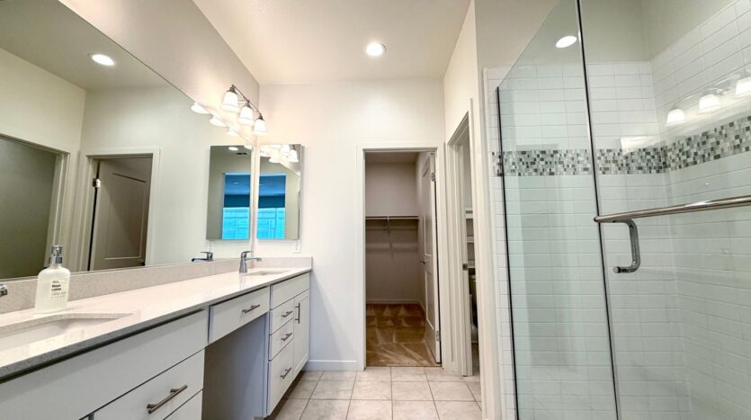 201 Red Brick Drive, #2 - Simi Valley - California - 3 bed, 2.5 bath rental property