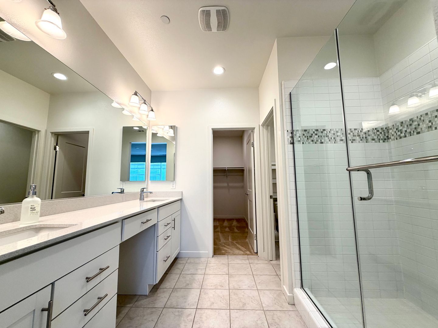 201 Red Brick Drive, #2 - Simi Valley - California - 3 bed, 2.5 bath rental property