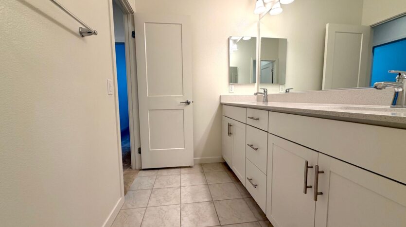 201 Red Brick Drive, #2 - Simi Valley - California - 3 bed, 2.5 bath rental property