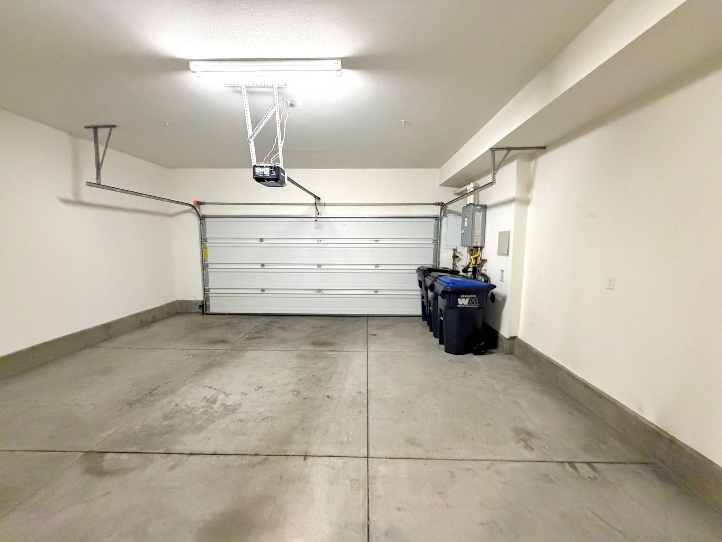 201 Red Brick Drive, #2 - Simi Valley - California - 3 bed, 2.5 bath rental property