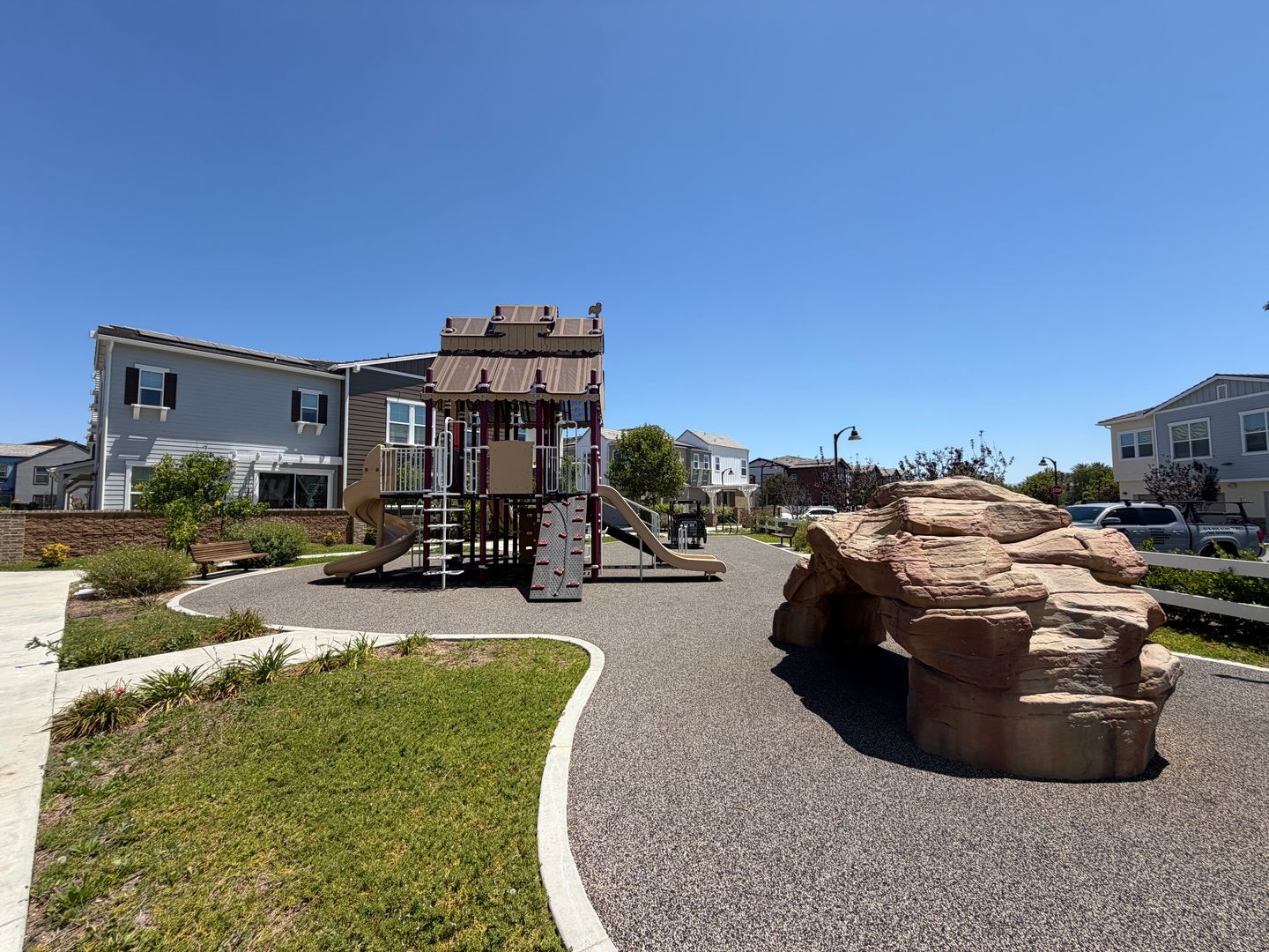 201 Red Brick Drive, #2 - Simi Valley - California - 3 bed, 2.5 bath rental property