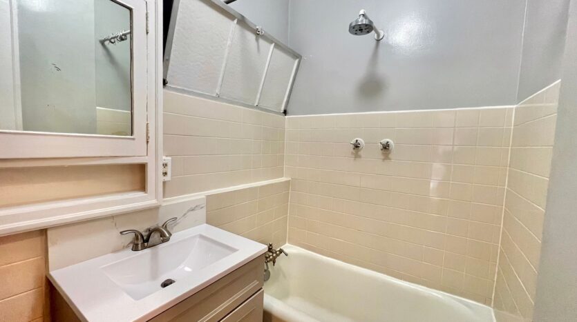 2015 NW Flanders St #502 - Portland - Oregon - 1 bath rental property