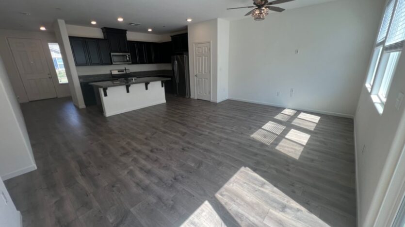 2038 S. Palm Street - Visalia - California - 3 bed, 3 bath rental property