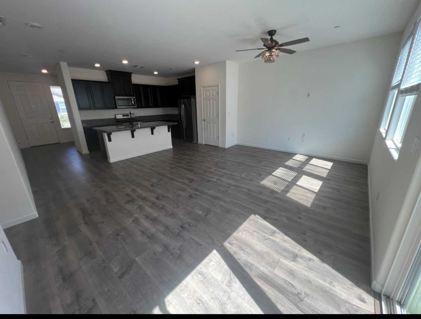 2038 S. Palm Street - Visalia - California - 3 bed, 3 bath rental property