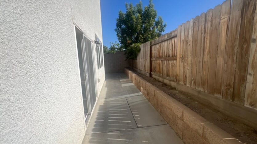 2038 S. Palm Street - Visalia - California - 3 bed, 3 bath rental property