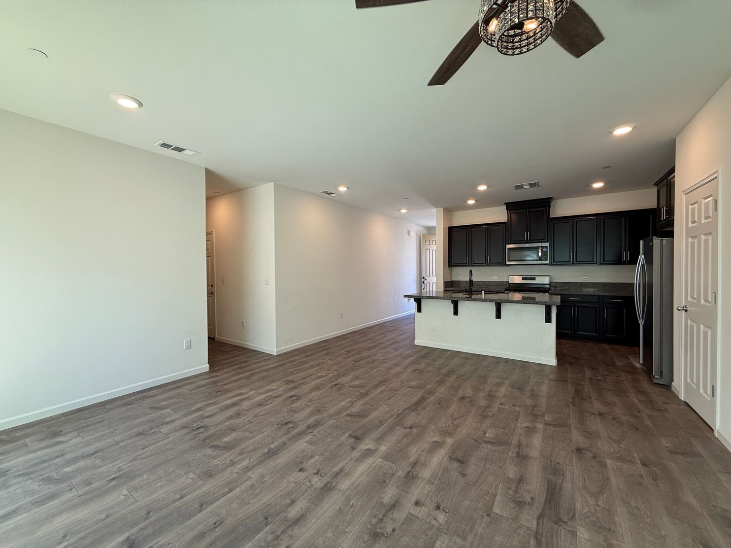 2038 S. Palm Street - Visalia - California - 3 bed, 3 bath rental property