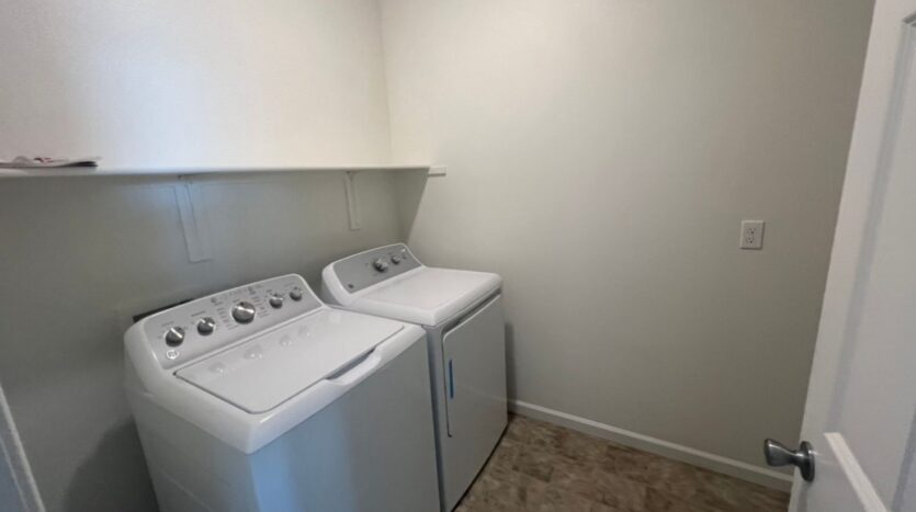 2038 S. Palm Street - Visalia - California - 3 bed, 3 bath rental property