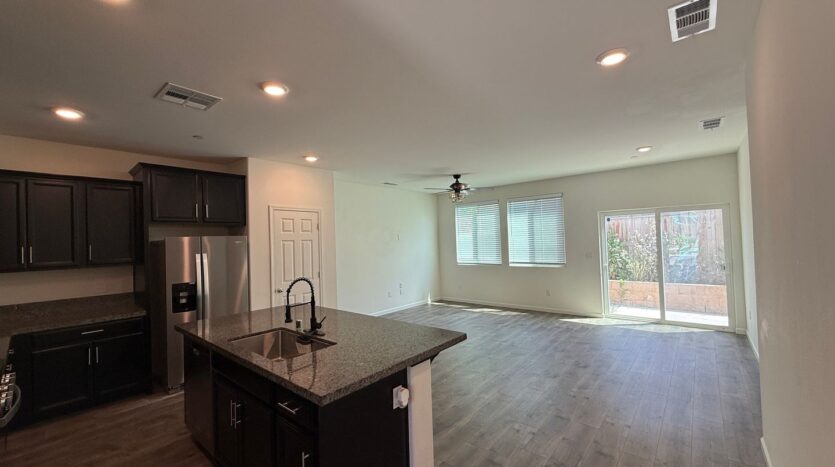 2038 S. Palm Street - Visalia - California - 3 bed, 3 bath rental property