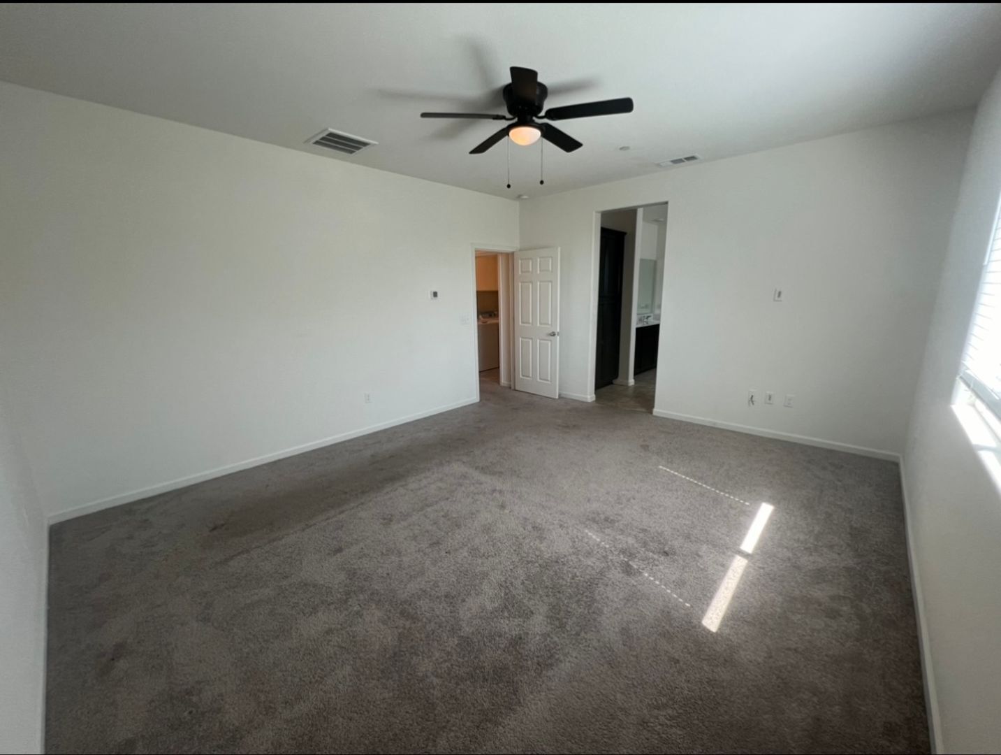 2038 S. Palm Street - Visalia - California - 3 bed, 3 bath rental property