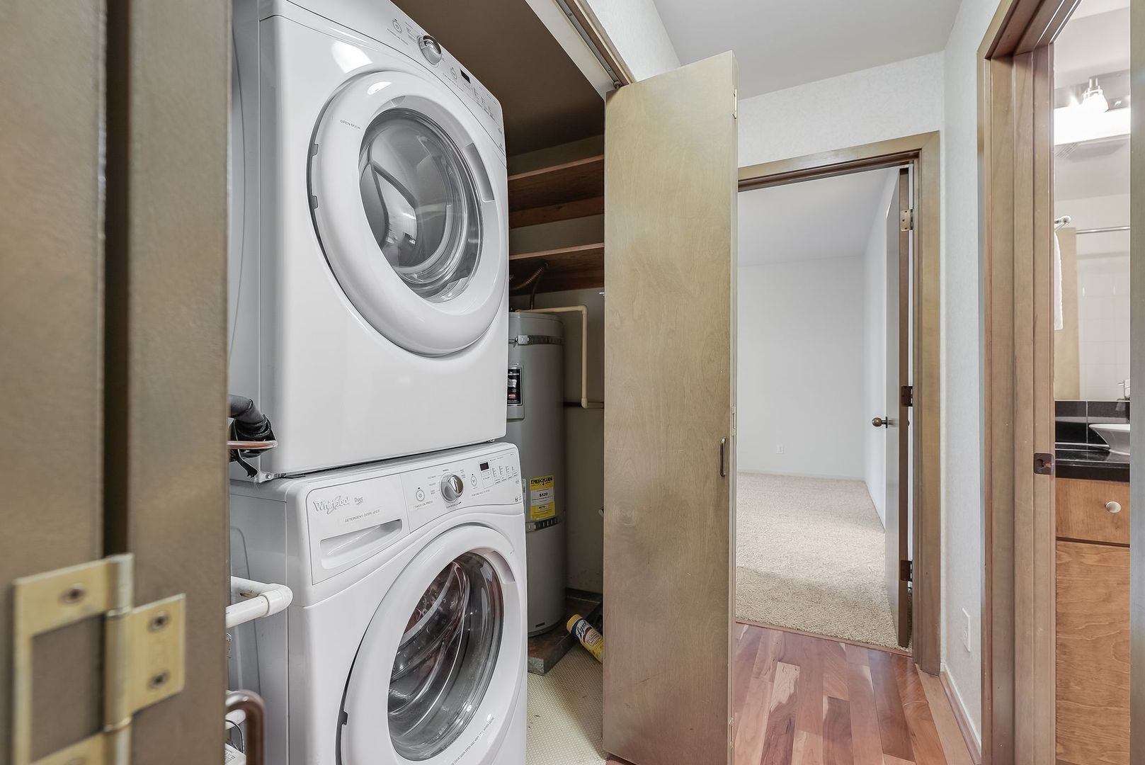205 SW Montgomery St.  #204 - Portland - Oregon - 2 bed, 2 bath rental property