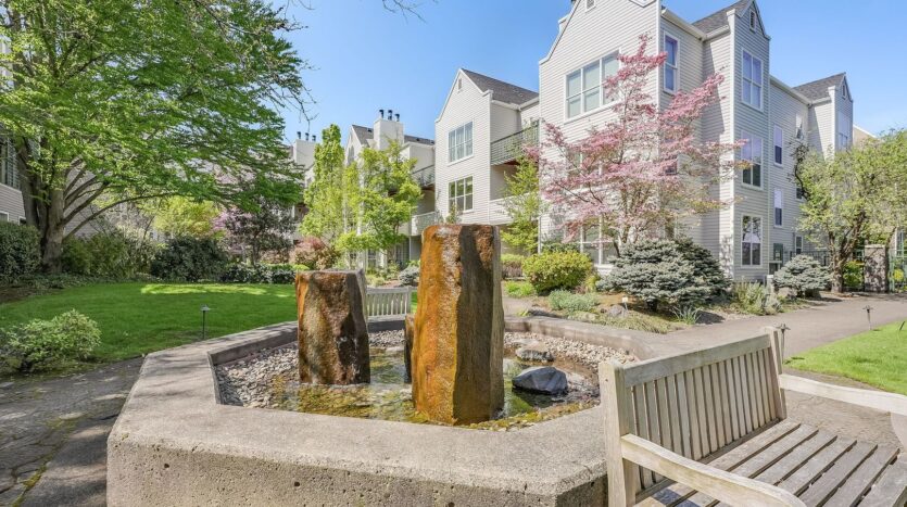 205 SW Montgomery St.  #204 - Portland - Oregon - 2 bed, 2 bath rental property