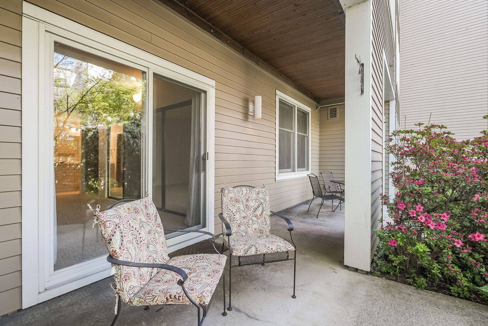205 SW Montgomery St.  #204 - Portland - Oregon - 2 bed, 2 bath rental property