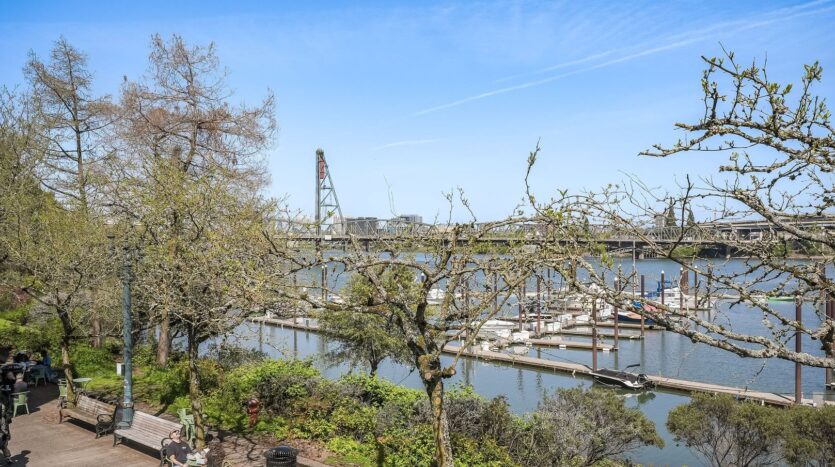 205 SW Montgomery St.  #204 - Portland - Oregon - 2 bed, 2 bath rental property