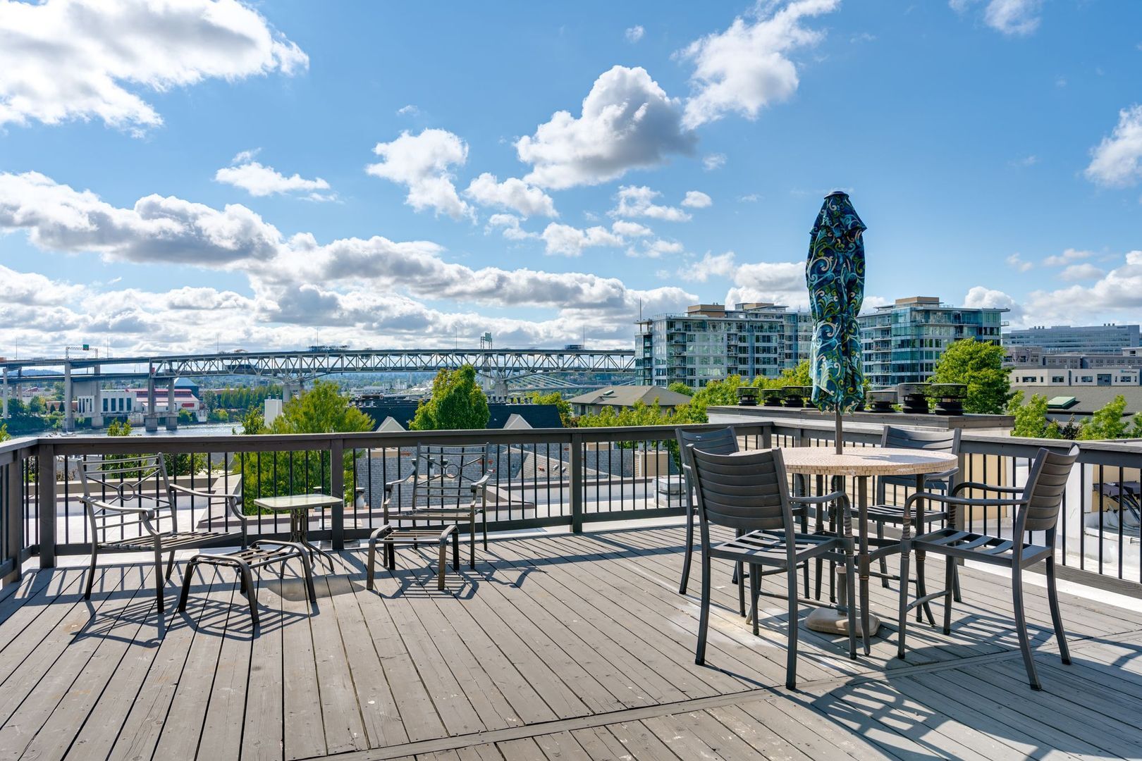 205 SW Montgomery St.  #204 - Portland - Oregon - 2 bed, 2 bath rental property