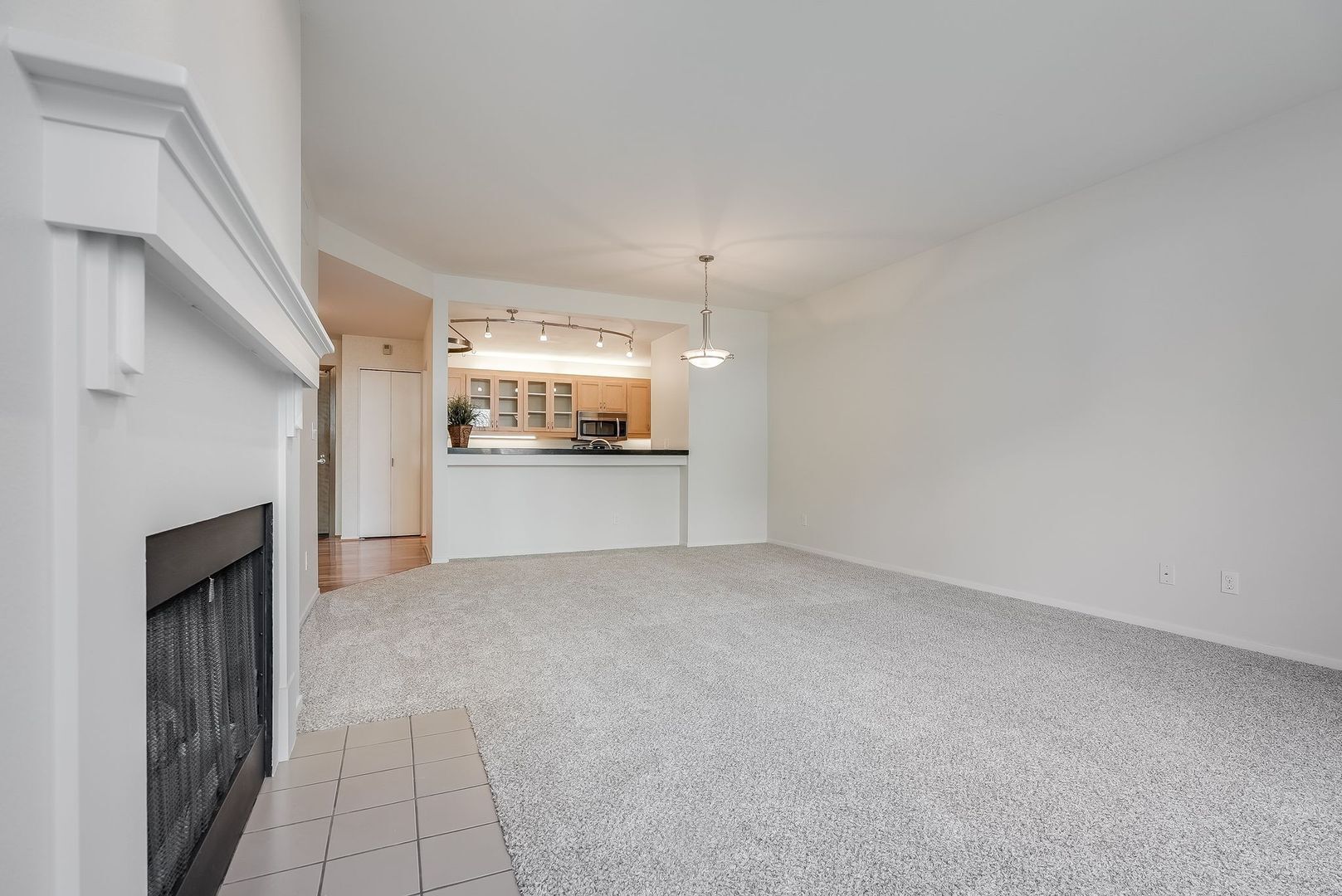 205 SW Montgomery St.  #204 - Portland - Oregon - 2 bed, 2 bath rental property