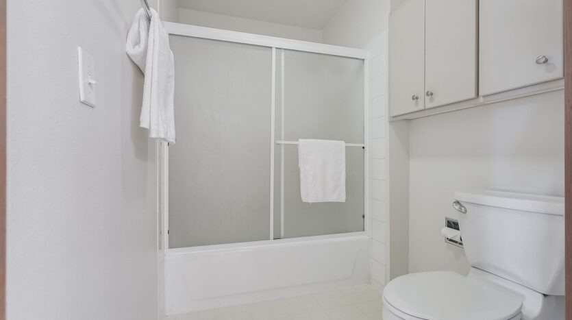 205 SW Montgomery St.  #204 - Portland - Oregon - 2 bed, 2 bath rental property
