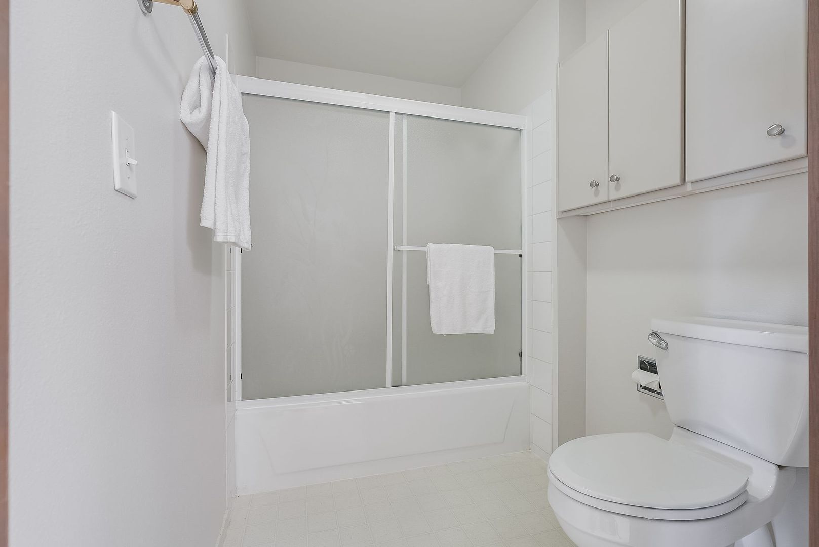 205 SW Montgomery St.  #204 - Portland - Oregon - 2 bed, 2 bath rental property