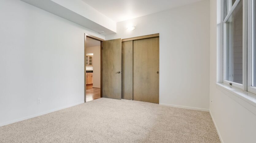 205 SW Montgomery St.  #204 - Portland - Oregon - 2 bed, 2 bath rental property