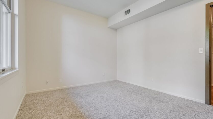 205 SW Montgomery St.  #204 - Portland - Oregon - 2 bed, 2 bath rental property