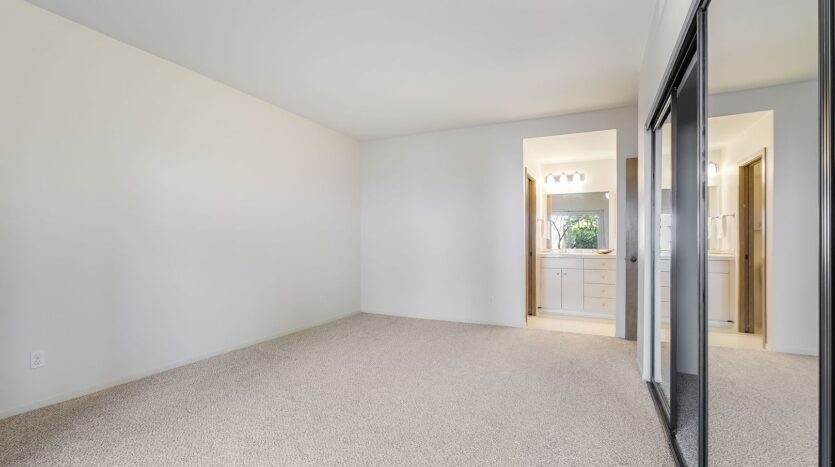 205 SW Montgomery St.  #204 - Portland - Oregon - 2 bed, 2 bath rental property