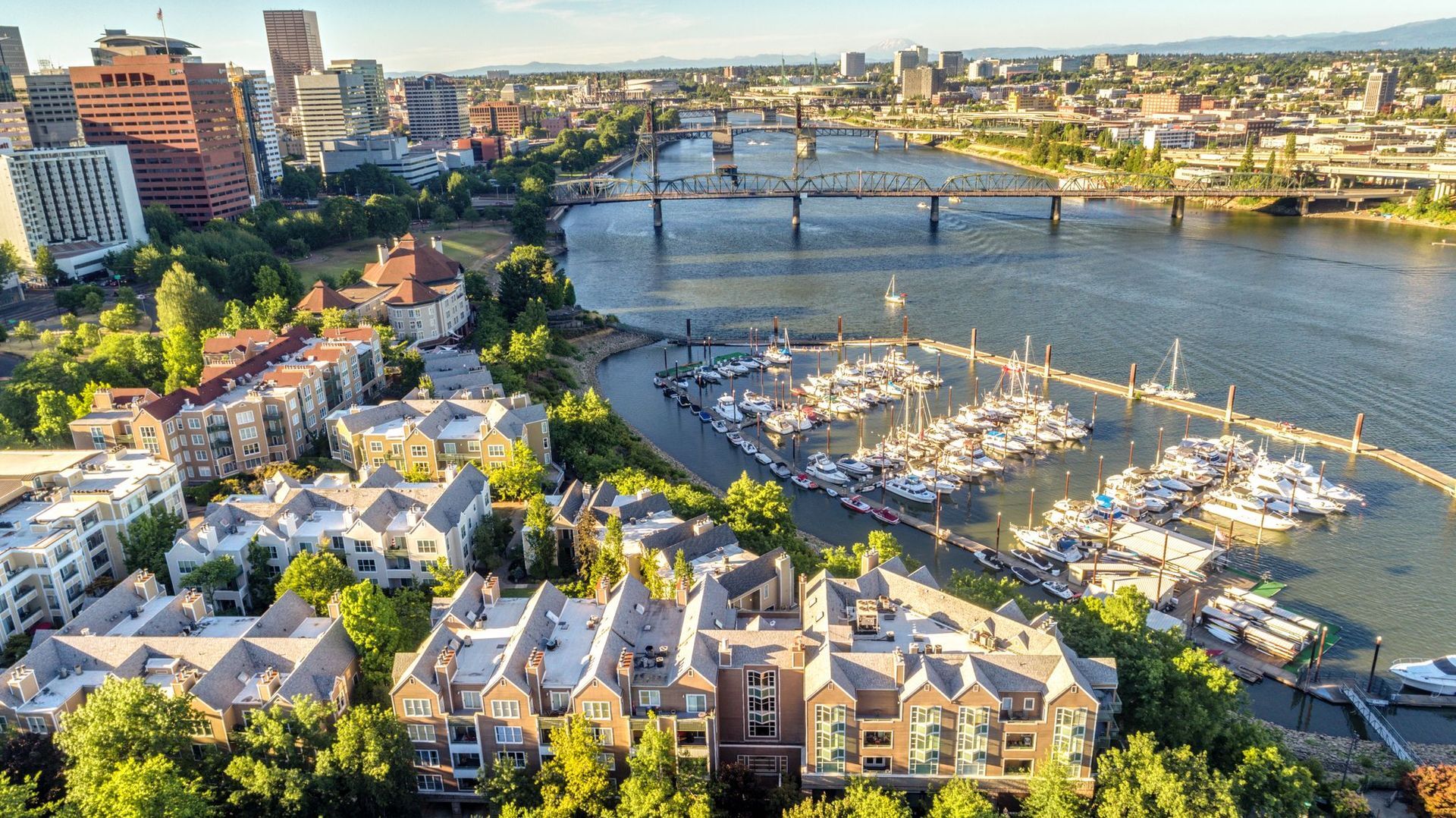 205 SW Montgomery St.  #204 - Portland - Oregon - 2 bed, 2 bath rental property