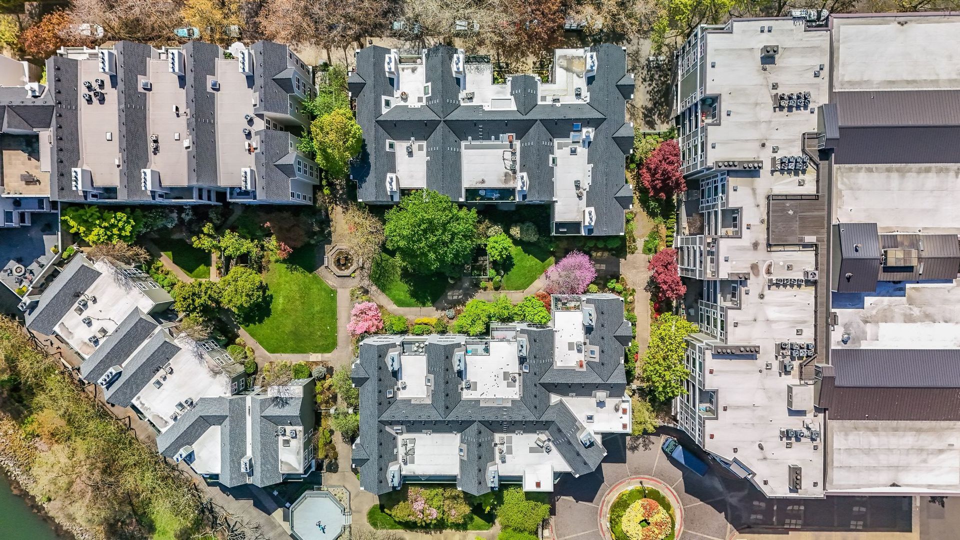 205 SW Montgomery St.  #204 - Portland - Oregon - 2 bed, 2 bath rental property