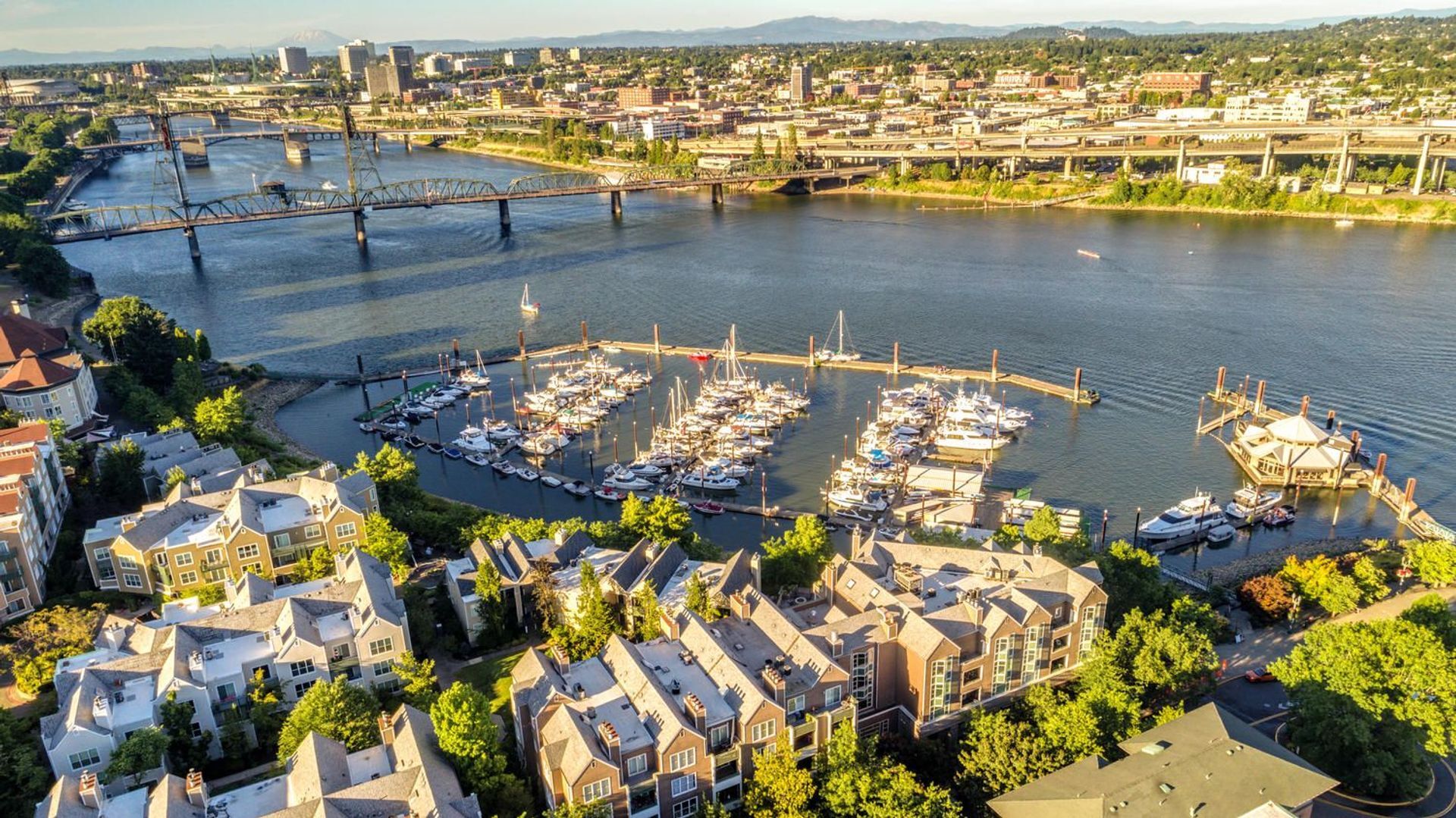 205 SW Montgomery St.  #204 - Portland - Oregon - 2 bed, 2 bath rental property