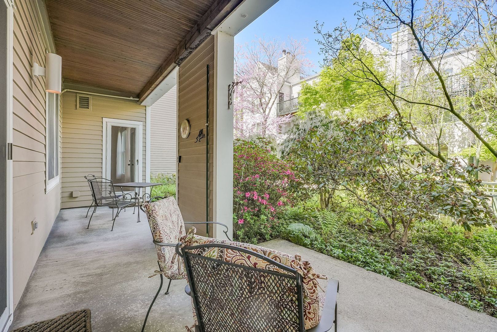 205 SW Montgomery St.  #204 - Portland - Oregon - 2 bed, 2 bath rental property