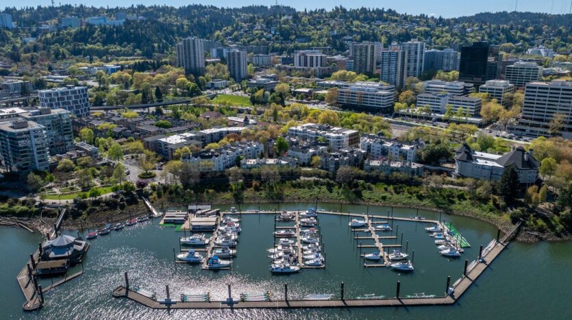 205 SW Montgomery St.  #204 - Portland - Oregon - 2 bed, 2 bath rental property