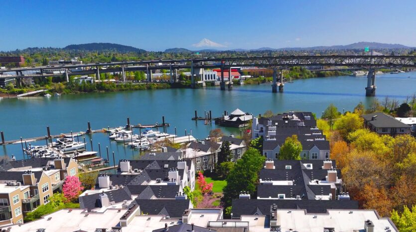 205 SW Montgomery St.  #204 - Portland - Oregon - 2 bed, 2 bath rental property