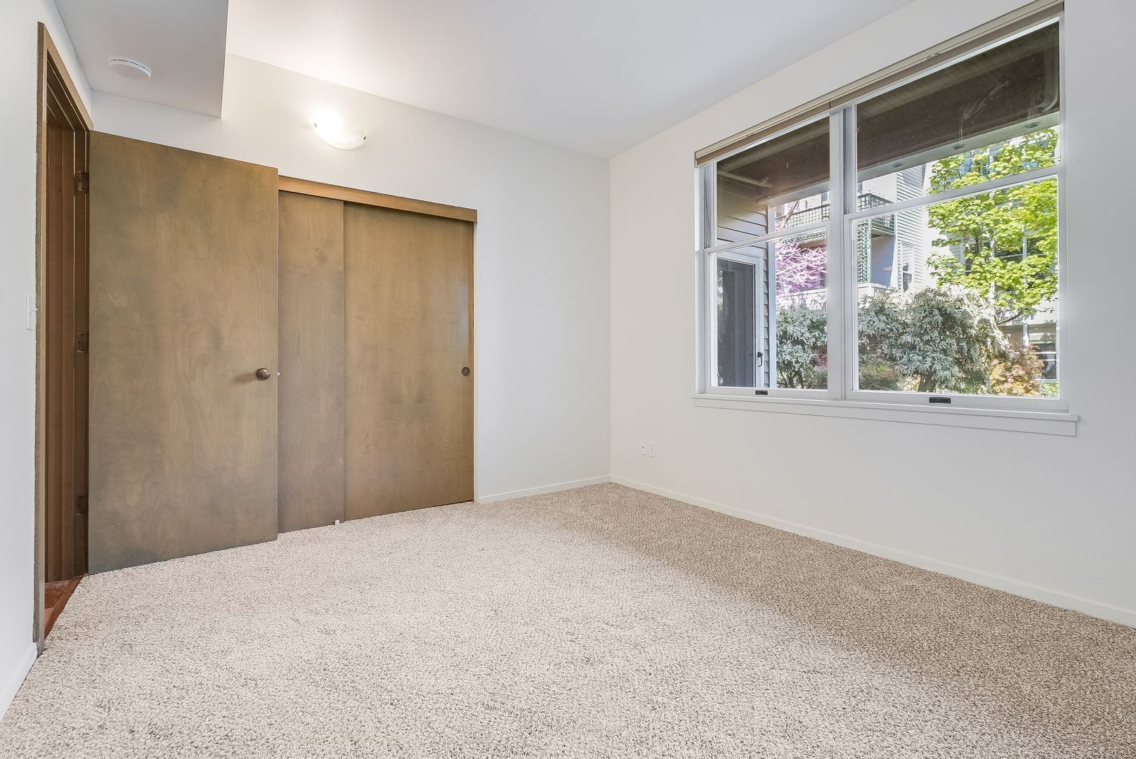 205 SW Montgomery St.  #204 - Portland - Oregon - 2 bed, 2 bath rental property