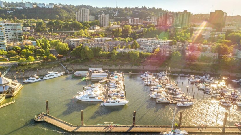 205 SW Montgomery St.  #204 - Portland - Oregon - 2 bed, 2 bath rental property