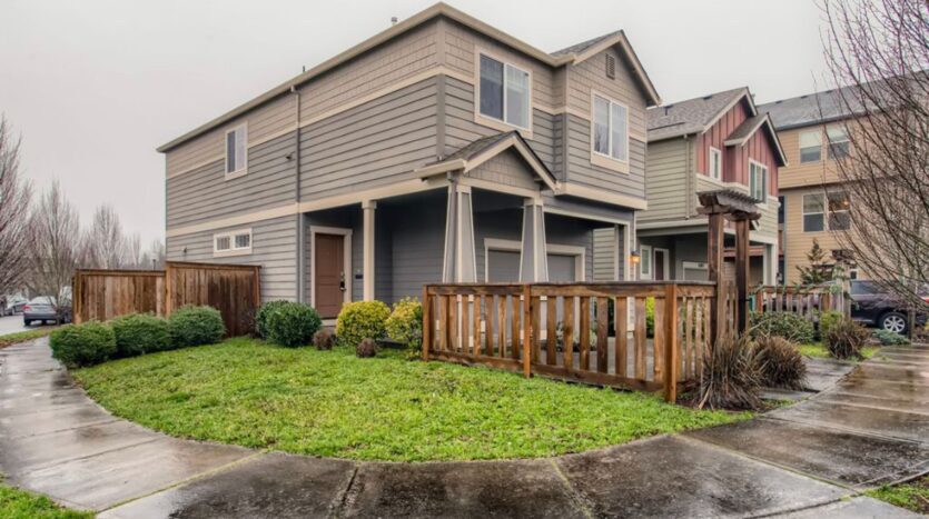 20815 SW Sister Lane - Beaverton - Oregon - 4 bed, 2.5 bath rental property