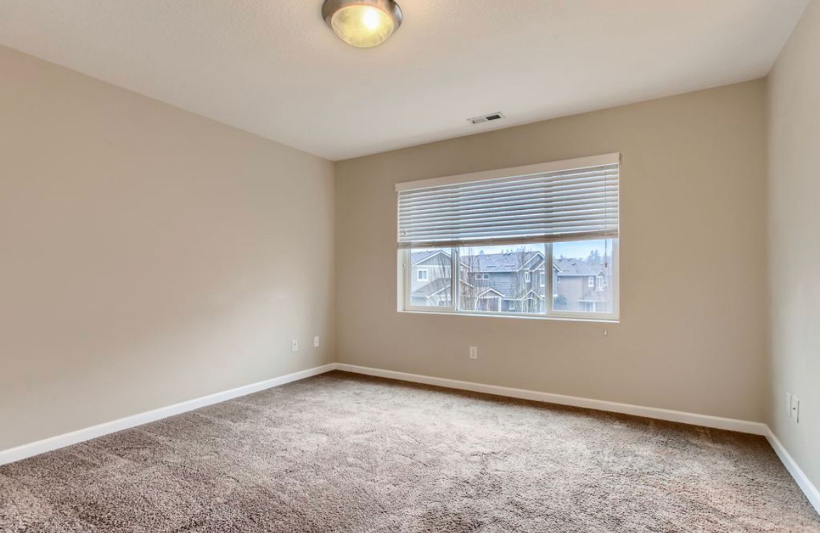 20815 SW Sister Lane - Beaverton - Oregon - 4 bed, 2.5 bath rental property