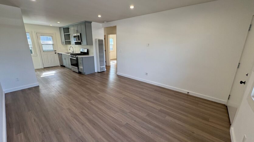 2101-2107 Reed Ave. - San Diego - California - 2 bed, 1 bath rental property