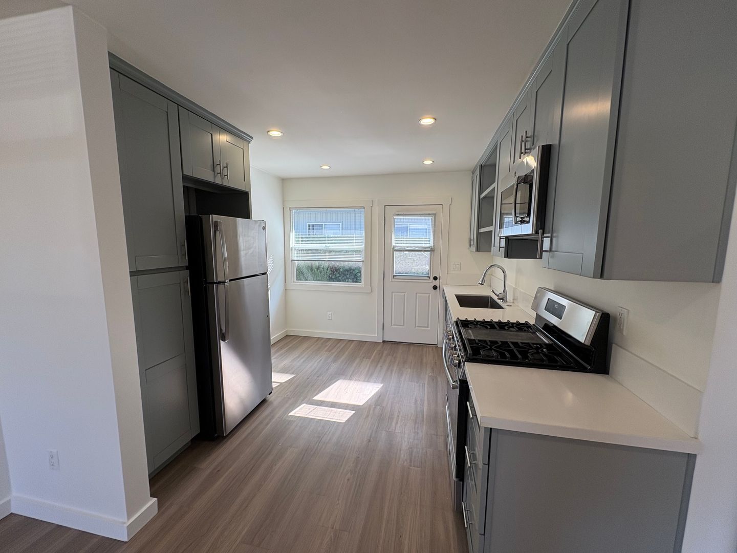 2101-2107 Reed Ave. - San Diego - California - 2 bed, 1 bath rental property