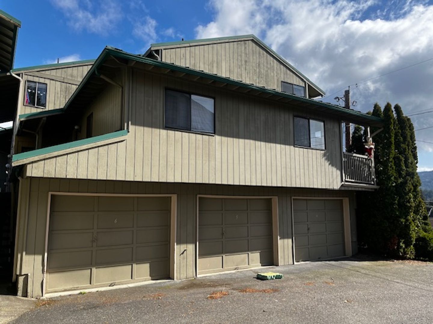 2111 Knox Ave. - 6 - Bellingham - Washington - 3 bed, 1.5 bath rental property