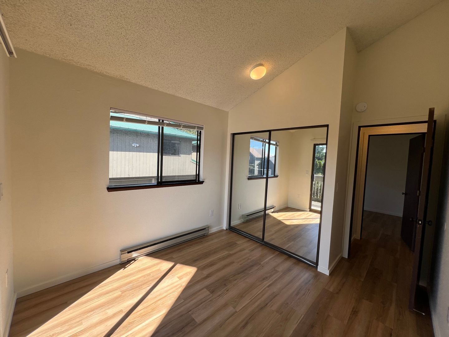 2111 Knox Ave. - 6 - Bellingham - Washington - 3 bed, 1.5 bath rental property