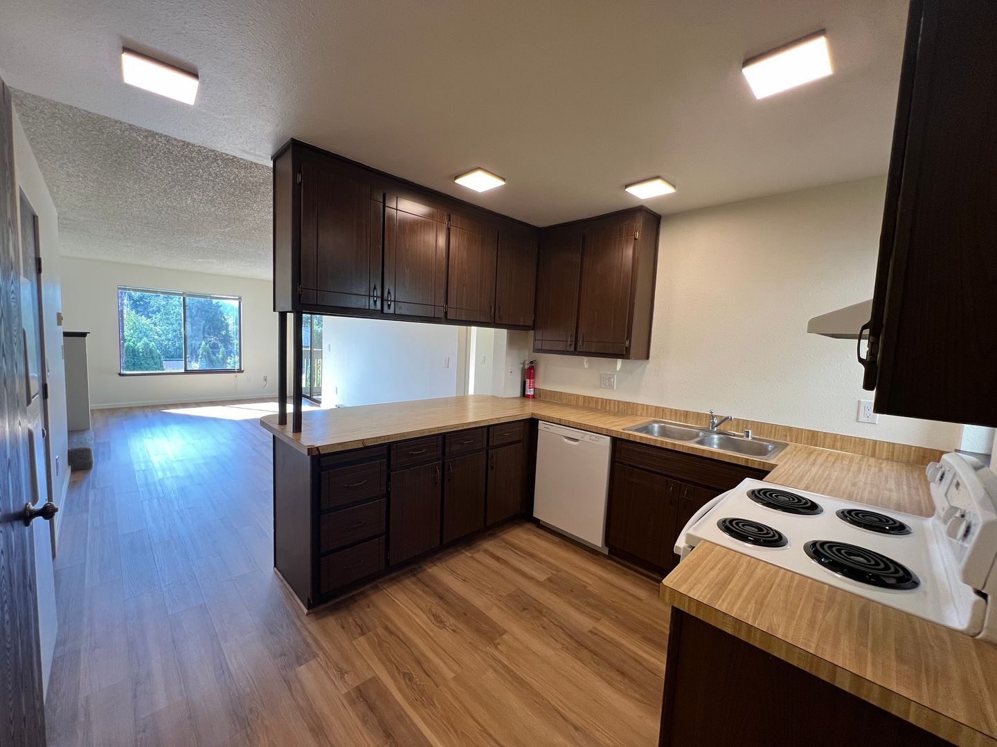 2111 Knox Ave. - 6 - Bellingham - Washington - 3 bed, 1.5 bath rental property