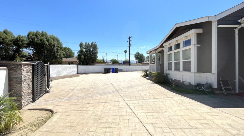2203 Portola St - Muscoy - California - 3 bed, 2 bath rental property