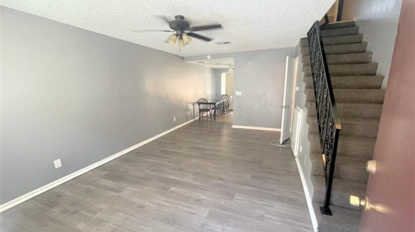 2227 N. Broadway Apt E - Santa Ana - California - 2 bed, 1.5 bath rental property