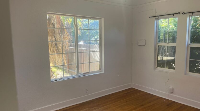2233 Dwight Way - Stockton - California - 2 bed, 1 bath rental property